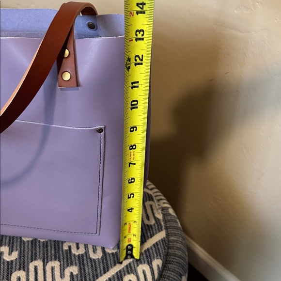 NWT Portland Leather Lavender Tote with Tan Handles Medium/Large FREE TASSEL - Picture 9 of 10